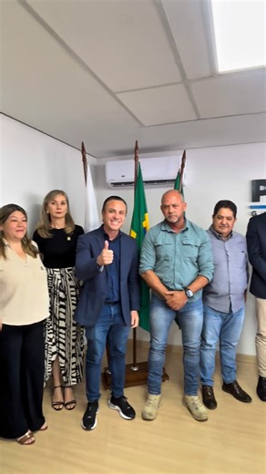 Marcelo Palhares on Instagram: "Projeto novo IML/Policia Científica vai mudar a realidade do Norte Pioneiro Hoje passei a manhã em uma importante reunião no gabinete da SESP com o secretário de Segurança Pública, Cel. Hudson Teixeira, técnicos da UENP (Universidade Estadual do Norte do Paraná), e nossa equipe, para tratar dos detalhes finais do projeto de implantação do novo prédio da Polícia Científica, antigo IML, em Jacarezinho. Estamos falando de um investimento superior a R$ 12 milhões em u