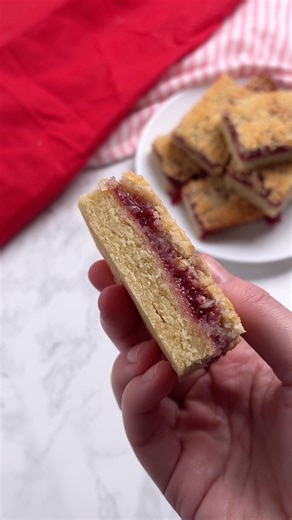 Raspberry jam and coconut slice #asmrbaking