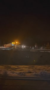 6.3K views · 37 reactions | We had a lot more snow that expected in Truckee on I-80 on Xmas Eve, so chain control came into effect early in the afternoon. It’s the first time I’ve seen the road shut down to one lane while truckers either chained up or parked off to the side to wait it out. | Dean Croke | Facebook