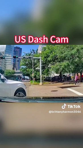 Dashcam US #Dashcam#drivingfail#dashcamvideos#dashcamusa#dashcamlessons