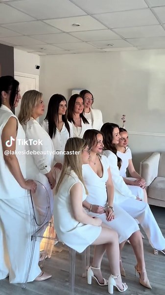 Celebrating the beauty, strength and power of women everywhere! ✨ Happy International Women’s Day from all of us at Lakeside Beauty. Today and every day, we honour the incredible women who inspire, uplift and shine. #IWD #LakesideBeauty #EmpoweredBeauty #StrongWomenShine