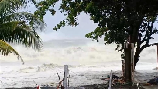 2.6M views · 44K reactions | RISING WAVES LASH AURORA Rising waves...