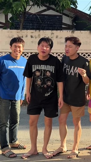 มาอวยพรปีใหม่ที่งาน Full Moon Party