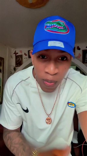 Vídeo de Oliver pretty (@oliver_pretty) relacionado con «no me hables de rihanna»