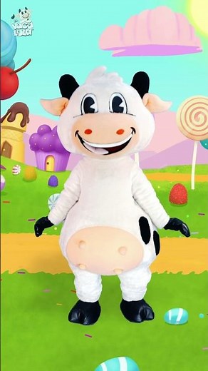 Pica 🎶 La Vaca Lola and @LosMeniquesDeLaCasa | Children's Song