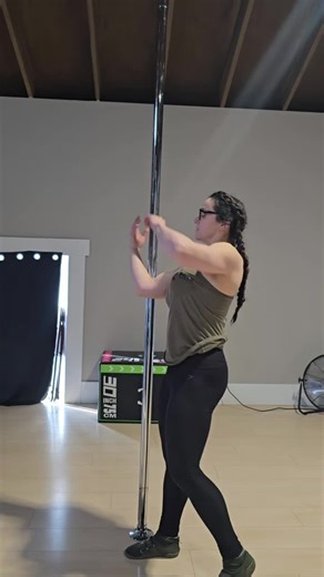 Hospital said don’t do anything different while wearing the monitor… So yes—deadlifts and pole flips it is. 🖤 Real life, real training, no bubble wrap. #HolterMonitor #HeartMonitorLife #StillTraining #Deadlifts #PoleFlips