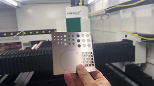 Best enclosed cover and exchange table fiber laser cutting machine. 3KW metal laser cutting machine | CNC Router | Facebook