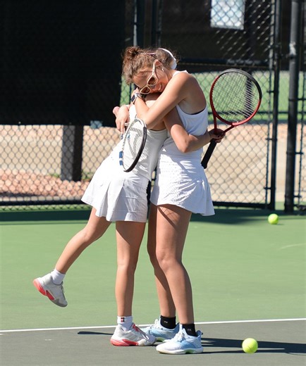 Vail Christian girls tennis qualifies all 7 lines to Colorado 3A state tournament for fifth-straight year