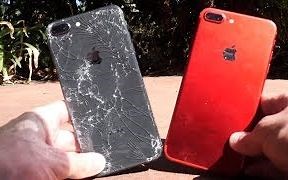 【跌落测试】iPhone 8VSiPhone 7摔落测试 TechRax 生肉