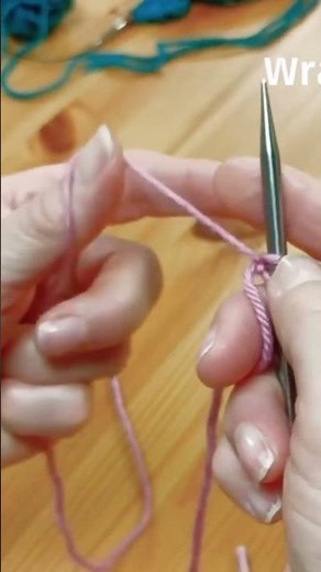 E-Loop Cast On - Quick 1 Minute Knitting Tutorial
