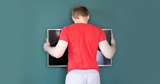 Comment fixer une télévision sur un mur en placo ?