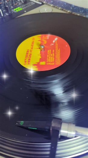 Lovebirds - Behind You #deephouse