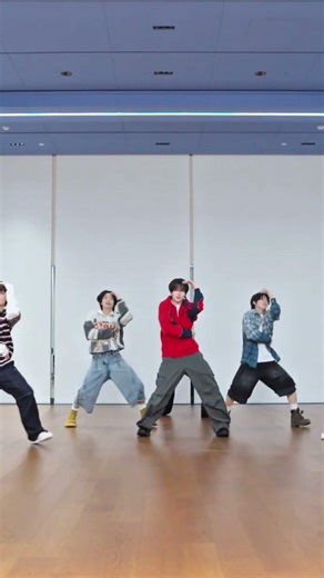 KickFlip - Eye-poppin' Dance Practice Video [MIRRORED] #shorts