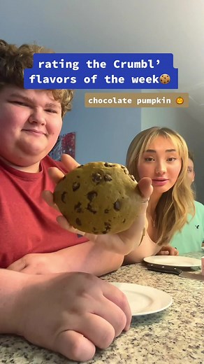 Crumbl Cookies Flavor Review by Gabby Murray & Trenten Bennett