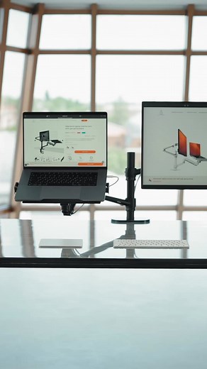 💪 𝗠𝗮𝗰𝗵 𝗱𝗲𝗶𝗻 𝗦𝗲𝘁𝘂𝗽 𝗸𝗼𝗺𝗽𝗹𝗲𝘁𝘁 𝗺𝗶𝘁 𝗱𝗲𝗻 𝗣𝗿𝗲𝗺𝗶𝘂𝗺 𝗠𝗼𝗻𝗶𝘁𝗼𝗿- & 𝗟𝗮𝗽𝘁𝗼𝗽𝗮𝗿𝗺𝗲𝗻 𝘃𝗼𝗻 𝗔𝗹𝗯𝗲𝗿𝗲𝗻𝘇. Stabiles Design, ergonomische Haltung & maximale Flexibilität. | Alberenz