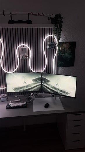 Stunning White Gaming Setup Inspiration