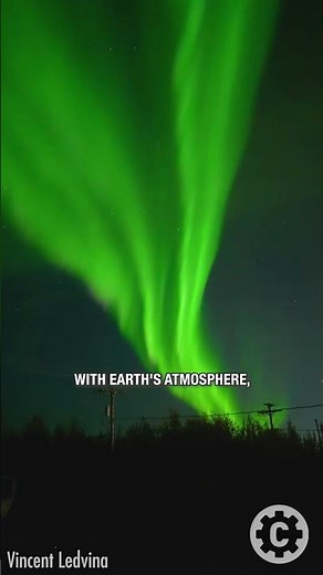 North Pole Magic: Aurora Borealis Lights Up His Front Yard! 😮