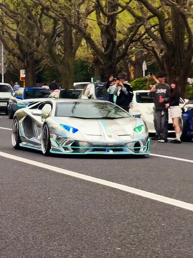 Experiencia Única con Lamborghini Aventador