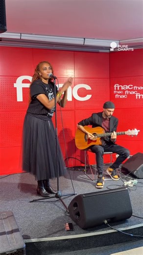 Purecharts | 🌟🎤 Imany en showcase à la Fnac St-Lazare ! @imany_officiel @fnac_officiel Moment suspendu à Paris : la chanteuse à la voix envoûtante a... | Instagram