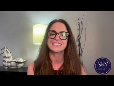 Episode 253: The Hormone Question I Answer Multiple Times a Day: Progesterone vs. Progestins