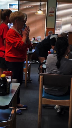 Behind every crispy bacon strip and perfectly poured coffee is an amazing Golden Bear crew 🐻❤️ From our cooks on the line to our servers on the floor, this family shows up early, stays late, and keeps Largo fed with smiles, jokes, and hot plates all day long. Come say hi to the team that makes your favorite breakfasts happen — we’ll be here at Golden Bear Restaurant, ready to serve you! 🥞☕🍳 | Golden Bear