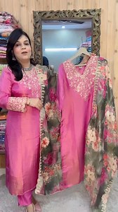 Booking number 9313181295 | Preet Collections