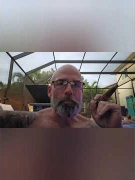 Merry Christmas with a 'Here Lies The Girl With No Name' by Drew Estates. #cigars #christmas