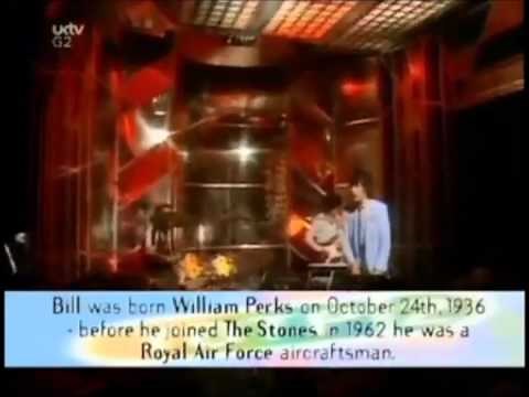 Bill Wyman - (Si, Si) Je Suis Un Rock Star (TOTP2 Live Performance)
