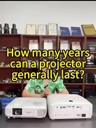 How many years can a projector generally last? Customers often ask how many years a projector can last? I say your question stumps me. There is no fixed answer to the question of how many years a projector can generally last, because it is affected by many factors. If you use a traditional bulb projector, the bulb life is usually between 2,000 and 5,000 hours. Based on the frequency of 2 hours of use per day, the bulb needs to be replaced within 3 to 6 years. But the life of the whole machine ca