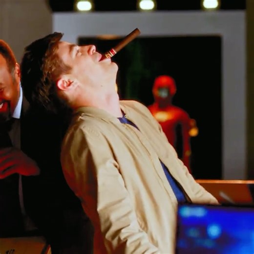 Team Flash celebrates 🥳 #theflash #barryallen #iriswest #shorts