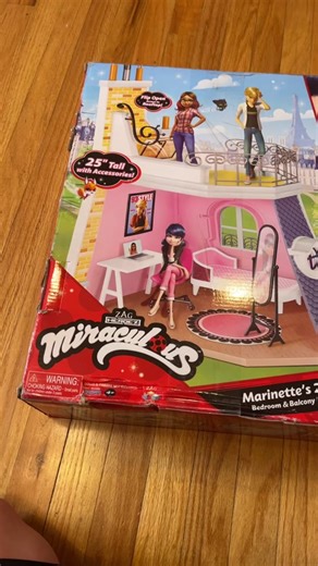 Miraculous Ladybug Marinette's 2 in 1 Bedroom Playset