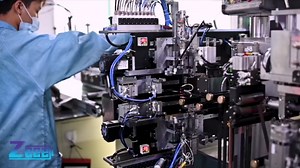 Zeee 3S Lipo Battery 7000mAh 11.1V 100C RC Batteries EC5 Connector Soft Case with Metal Plates for RC Car Truck Tank Racing Models (2 Pack)