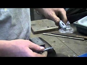 tarauder une vis pour une pièce métalique