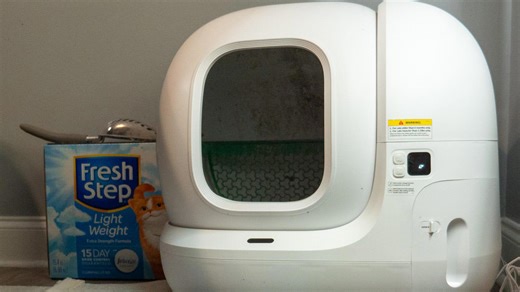 No one enjoys scooping kitty litter so let the litter box do it