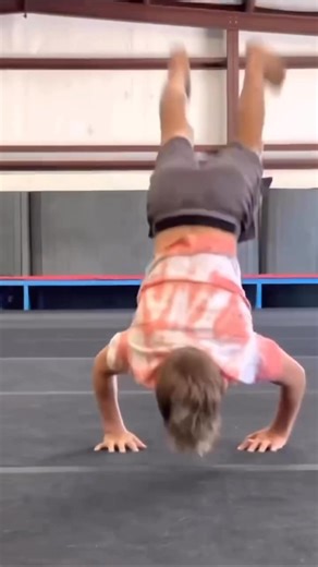 I’m a flipping kinda guy 💪 | Nidal Wonder