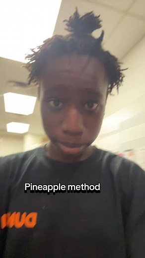 Pineapple Method for Freeform Dreads