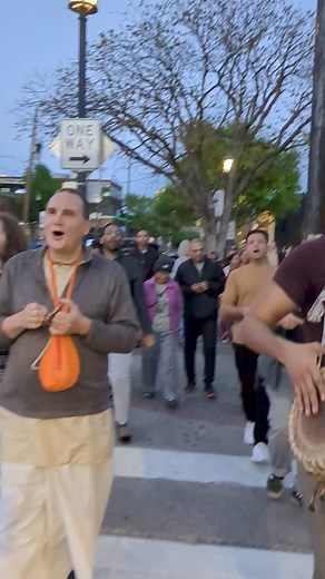 Chanting Hare Krishna increases the ocean of transcendental bliss.Video Courtesy- @krishnahousedallas #harekrishna #mahamantra #chanting #chant #hari #haribol #dallas | Iskcon Kirtan Ministry