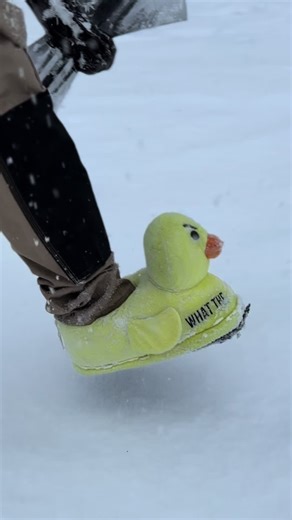 Kiedy chcesz się wczuć w nowy trailer AVENGERS ale zapominasz, że masz żonę i budowę ❤️‍🔥🔥🦄 #avengersdoomsday #marvelstudios #budowa #malzenstwo