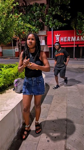 #comedy #harekfriendkaminahotahai #trendingreels #duet #duet #humoristefrancais #haiti