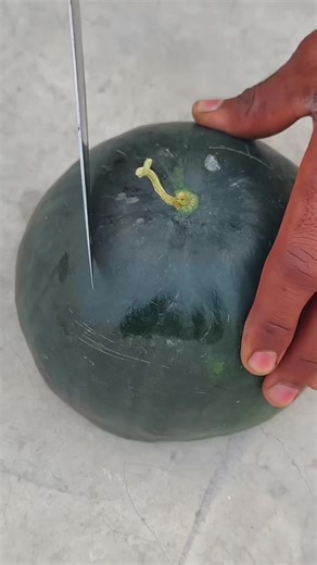 Creative Fruit Cutting Techniques