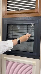 Not a DIY fan? Here is our favourite hack EVER 👆🏻 Installing blinds with absolutely no drilling! Simply assemble the frame, screw the corner joints in, slide the bracket between the glass and rubber beading and clip on your blind! It really is that easy 😍 And our Perfect Fits are available in Venetian, Pleated, Honeycomb and Roller to suit your home! Not sure if Perfect Fit is suitable for your windows and doors? Order a Perfect Fit Frame Kit to test it for just £3.75 😊 You can find it under