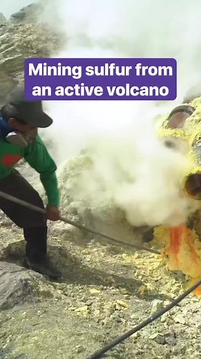 5.5K views · 93 reactions | Hundreds of miners work inside an active volcano in Indonesia to mine the “devil’s gold.” #mining #volcano #minerals #reels #reelsviral | Business Insider Africa | Facebook
