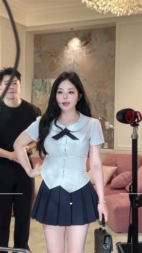 Mini Me Style: How to Look Tall in Short Dresses