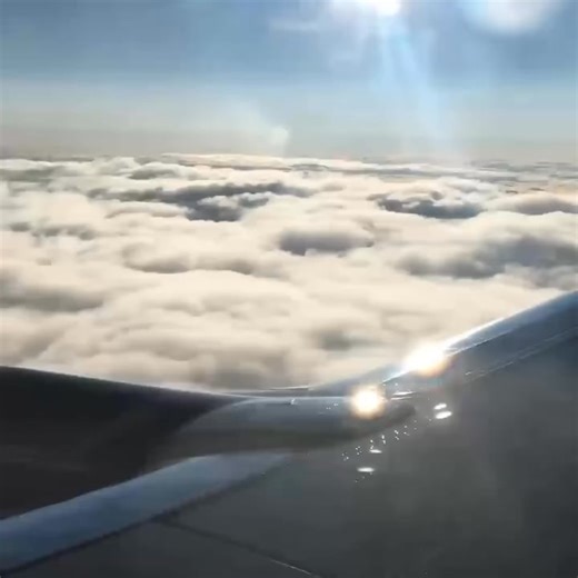 Pilot Explains Why People Fear This When Flying! | MenTour Pilot