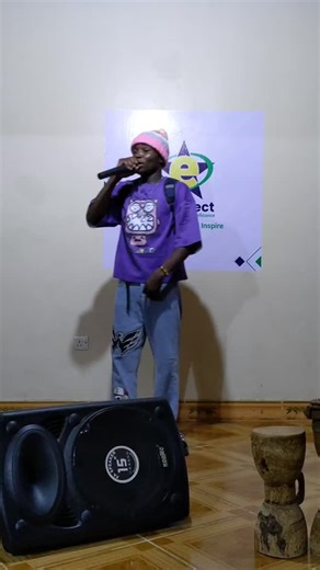 EConnect on Instagram: "Poison anatupatia michano yake. Ni kutoka Chuo Kikuu cha Dar es Salaam idara ya Sanaa Bunifu, akiwakilisha vyema maana halisi ya kipaji. @dwaynederick"