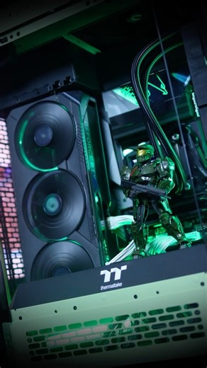 Halo-Themed RTX 5090 PC Build