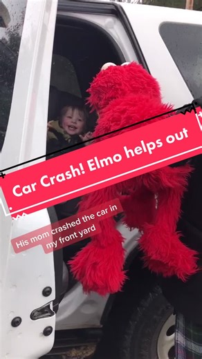 Elmo Helps After Car Crash - Heartwarming Parody