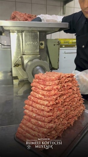 Lezzetin Adı: Rumeli Köftecisi Mustafa Usta!