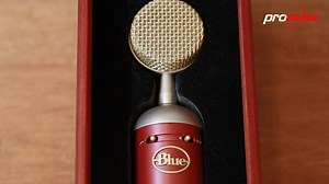 43K views · 22 reactions | Les presentamos la nueva versión del mic de condensador más popular de Promusic. Es indiscutiblemente sensual, pero muchos se preguntarán ¿Como suena comparado con....? Si te hiciste esta pregunta, entonces dinos con cual te interesa que hagamos un video comparativo, pues es fundamental identificar el carácter y color de tus micrófonos. Entre los más votados haremos el "Mic Fight"....a comentar! | Promusic | Facebook