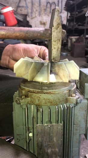 Cooling Fan Installation to Prevent Motor Overheating #shorts #gearbox